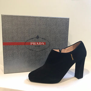 PRADA Suede Pumps/Booties HYbrid